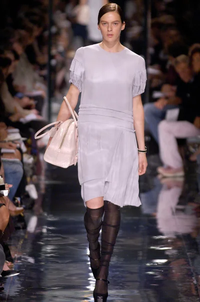 Look 13
